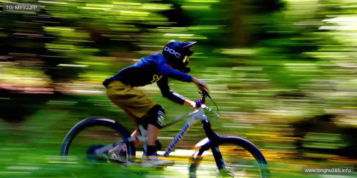 正品周边,球迷专属荣耀!🎁🏆